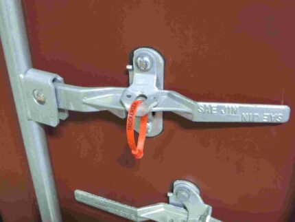 Plastic Band Trucker Seal Application